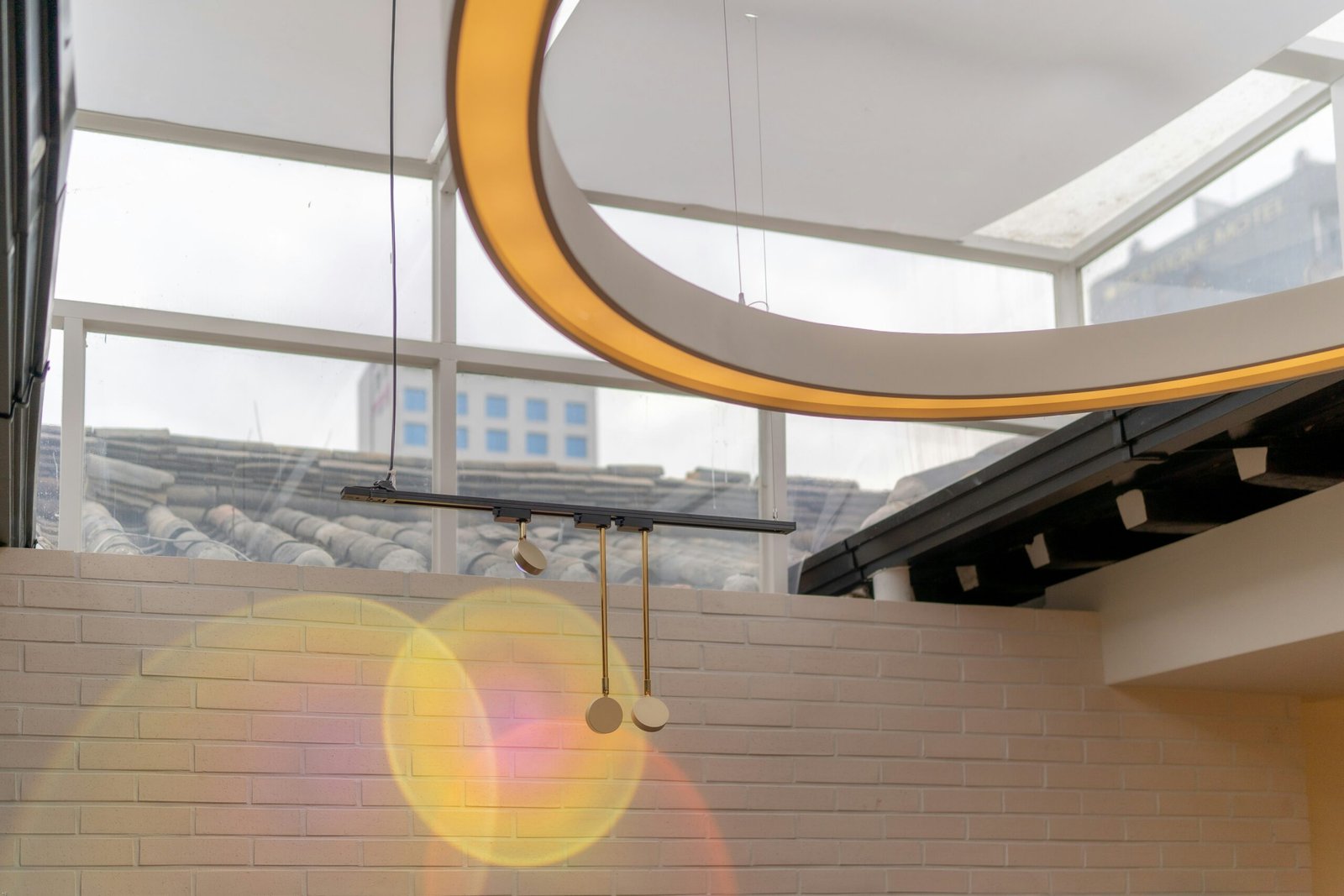 sq-lim-KcsWG6F7Wy8-unsplash